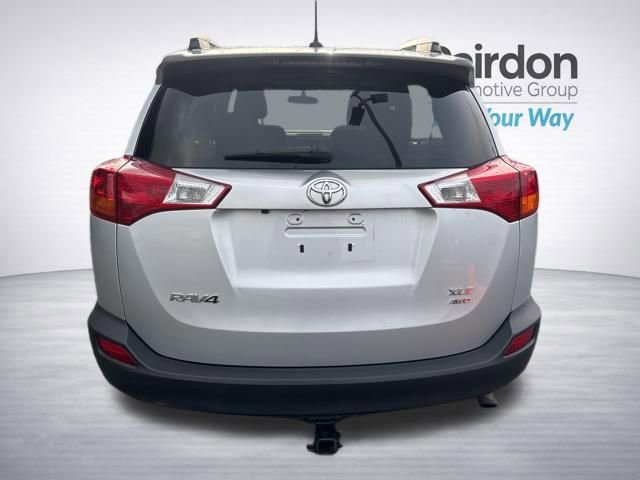 Used 2015 Toyota RAV4 XLE image 8