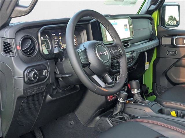 New 2025 Jeep Wrangler Unlimited Rubicon w/ Safety Group video 3