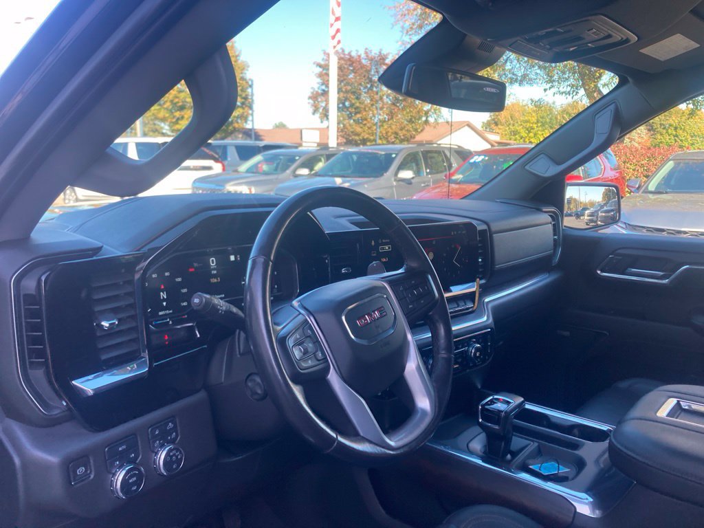 Used 2022 GMC Sierra 1500 SLT w/ SLT Premium Plus Package AWD/4WD image 25