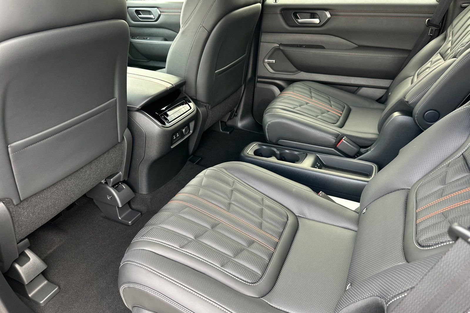 New 2026 Nissan Armada PRO-4X AWD/4WD image 14