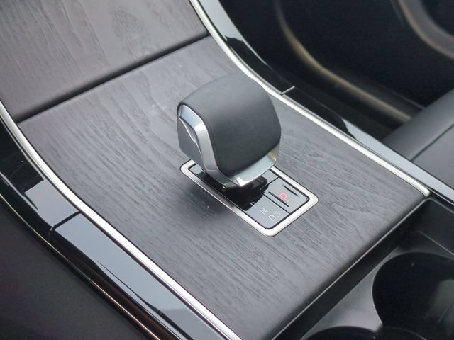 Used 2026 Land Rover Range Rover Velar Dynamic SE AWD/4WD image 9