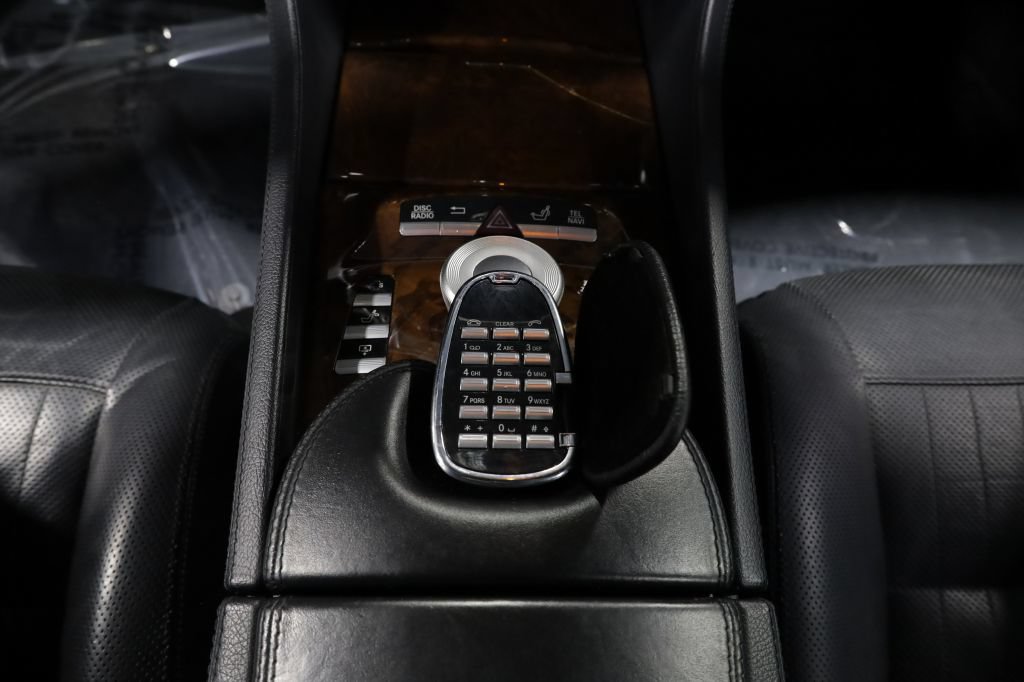 Used 2013 Mercedes-Benz CL 550 4MATIC image 27