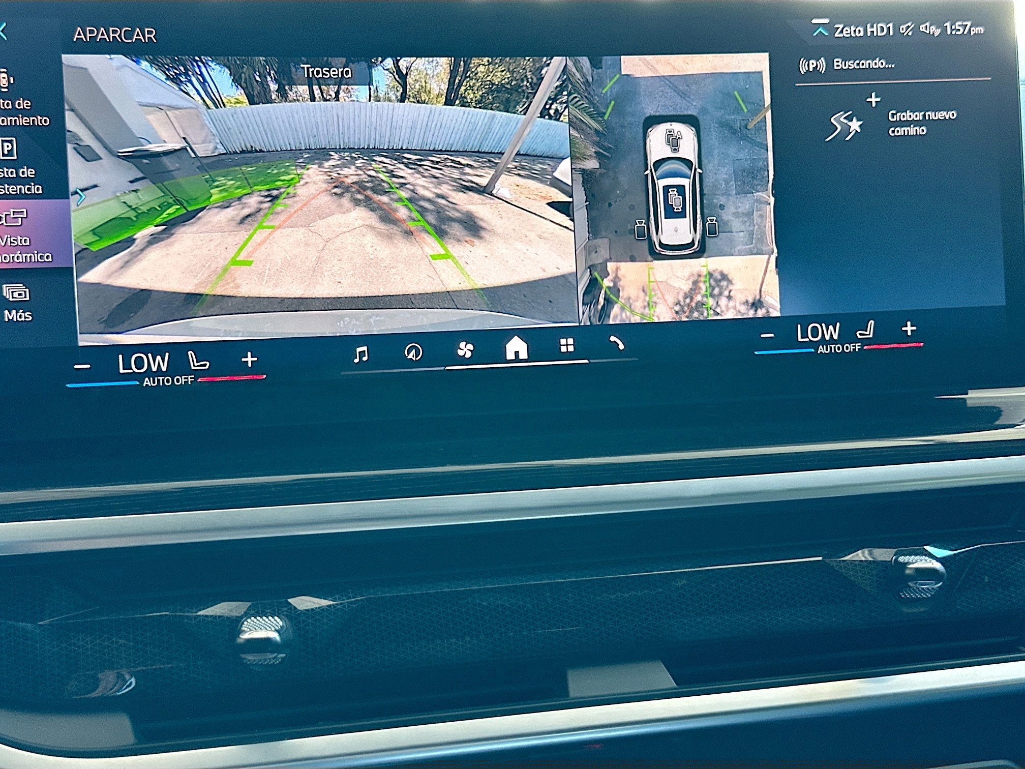 Used 2024 BMW X5 sDrive40i w/ M Sport Package image 14