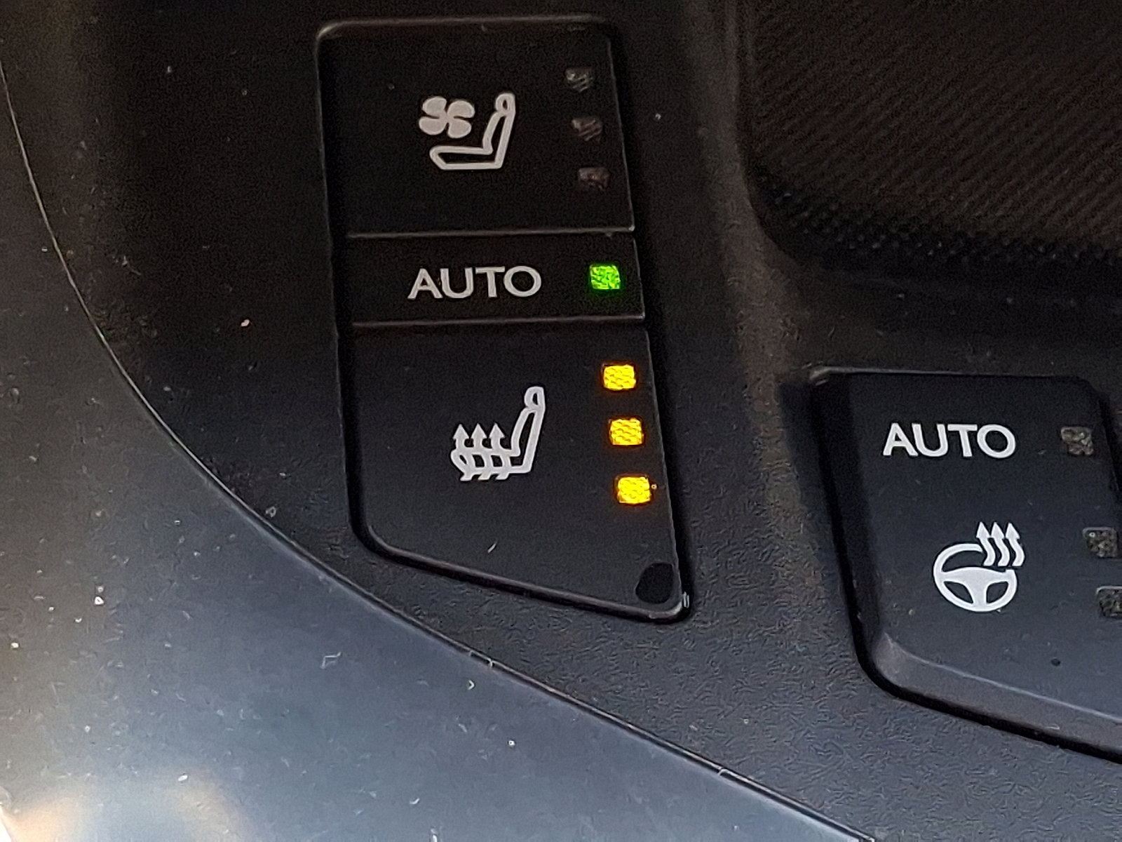 Used 2022 Lexus LX 600 F Sport image 24