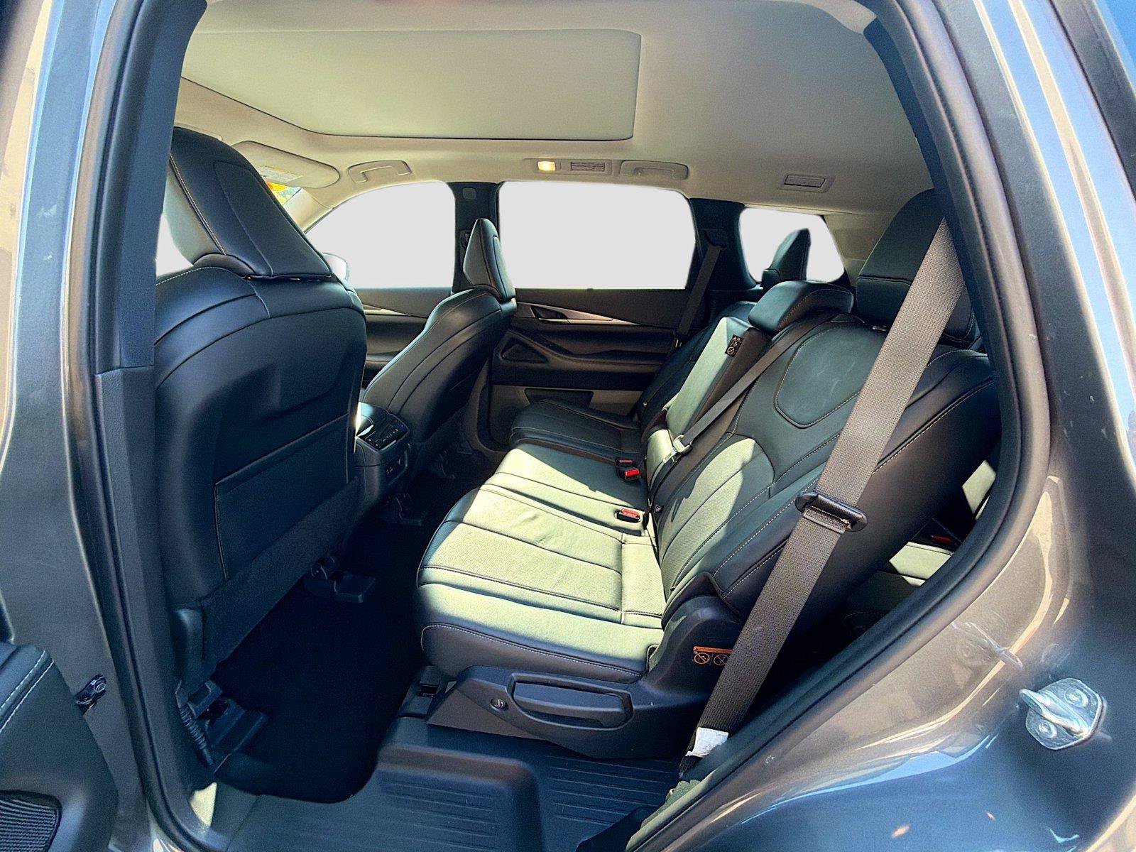 Used 2023 INFINITI QX60 Luxe w/ Cargo Package AWD/4WD image 23