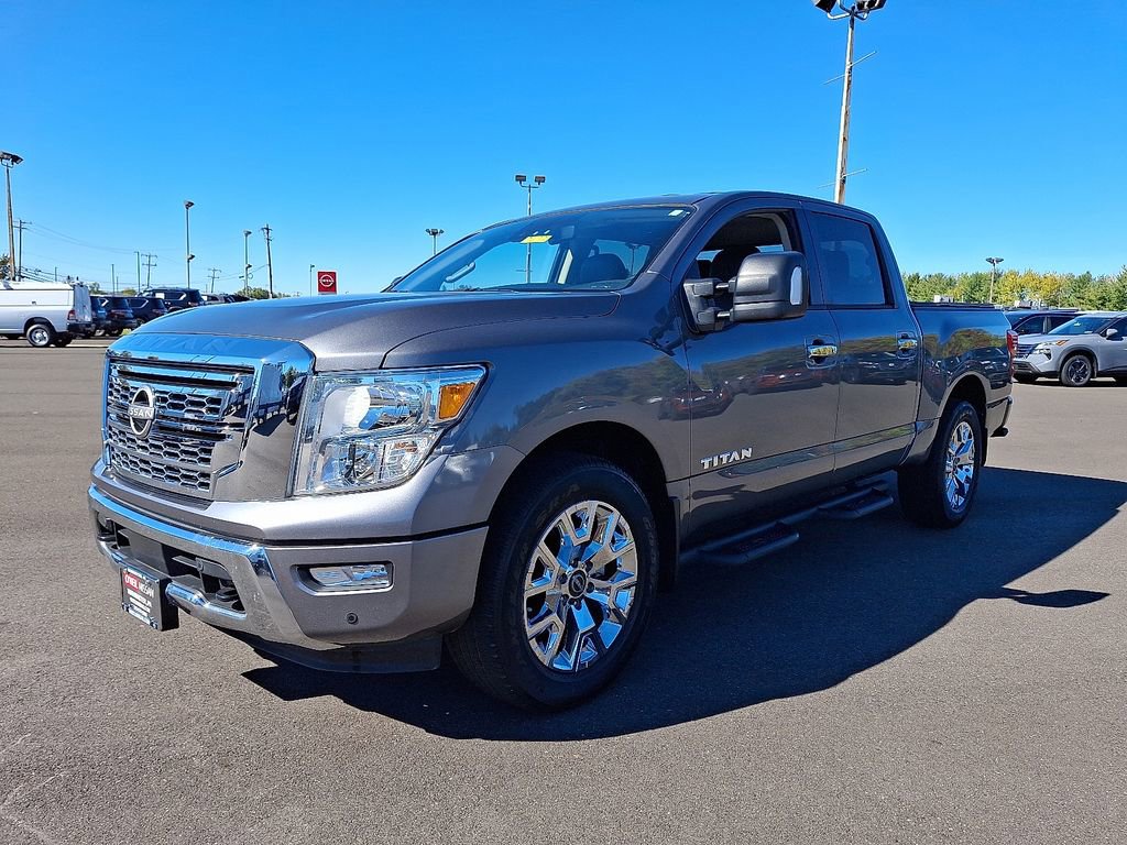 Certified 2023 Nissan Titan SV w/ SV Convenience Package image 3