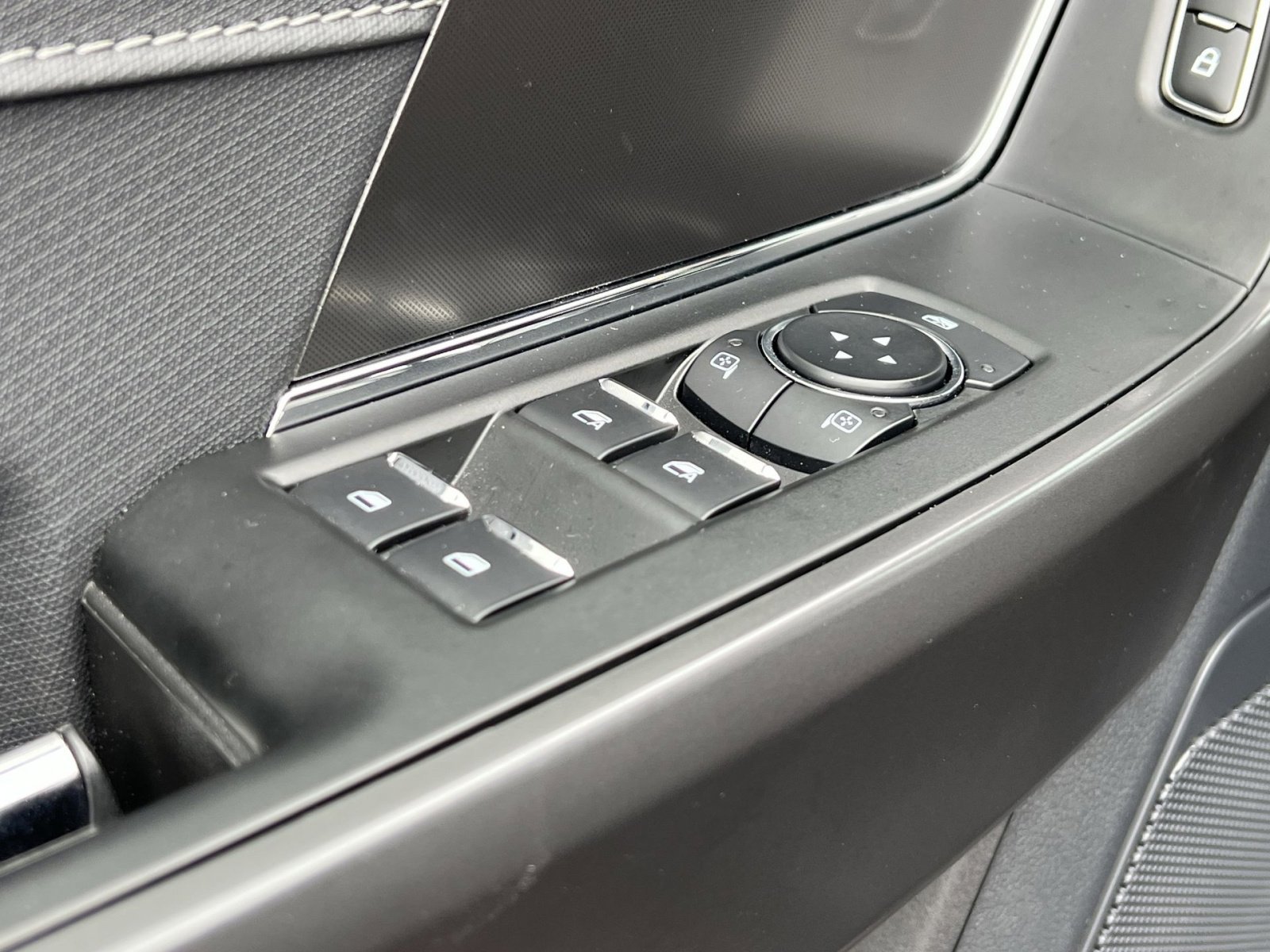 Used 2024 Ford F150 XLT w/ Equipment Group 302A MID image 12