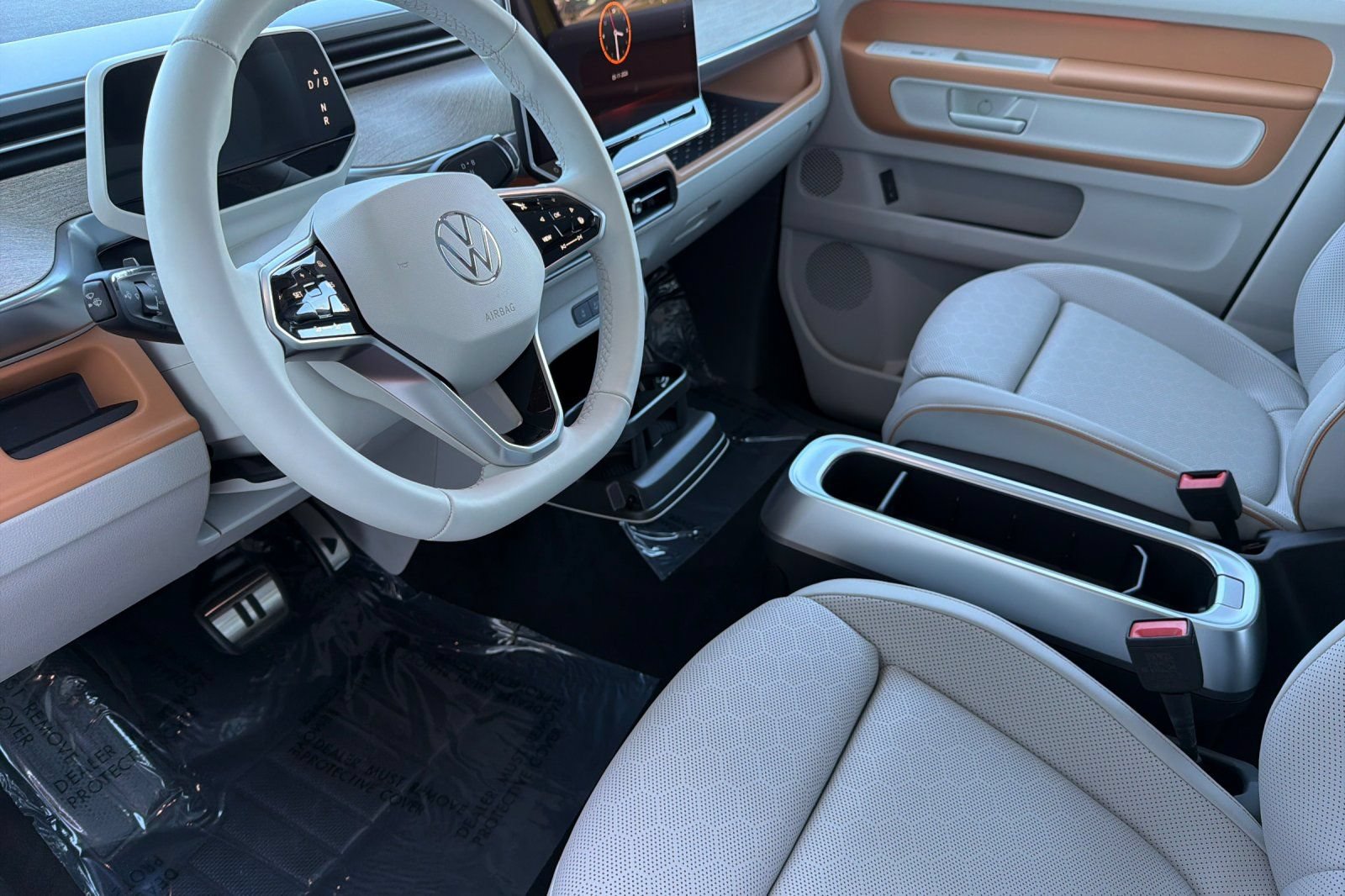 New 2025 Volkswagen ID. Buzz 1st Edition AWD/4WD image 9