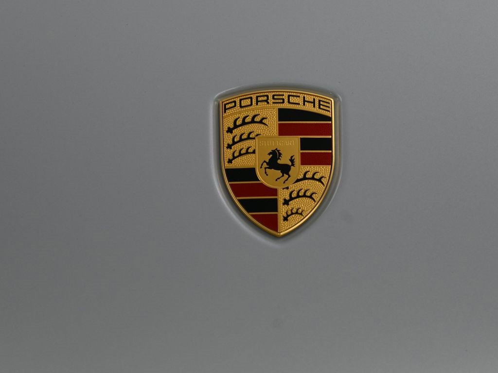 Used 2024 Porsche 911 Targa 4 GTS image 32