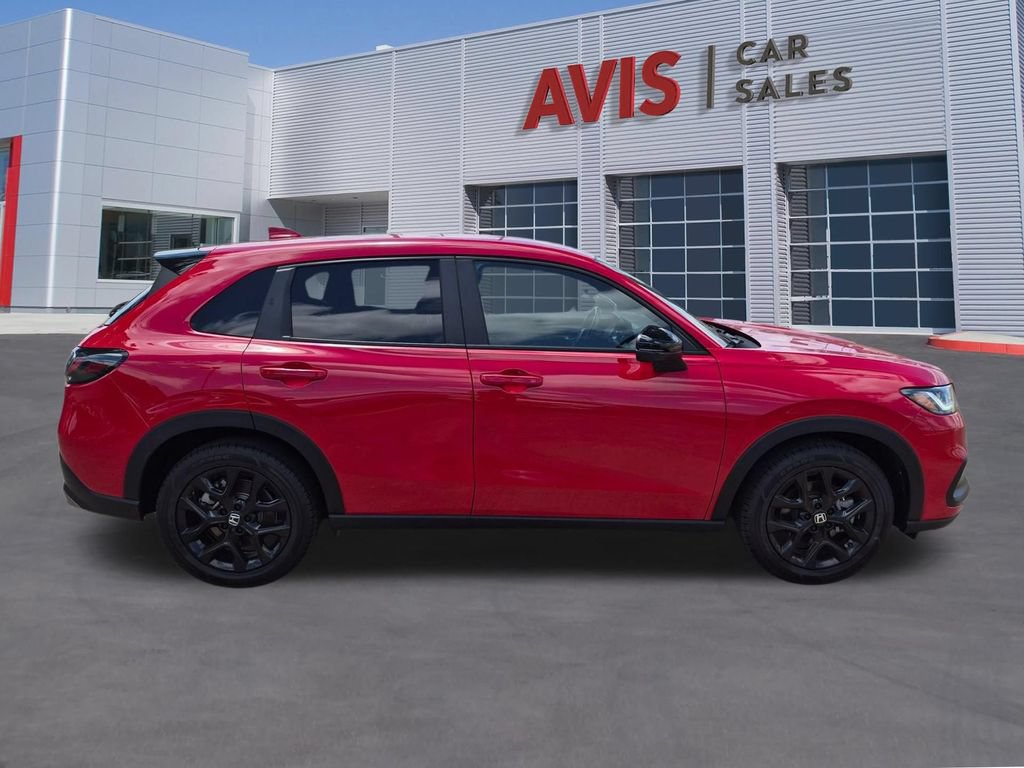 Used 2025 Honda HR-V Sport image 5