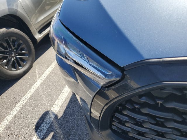 Used 2024 Toyota Corolla Cross LE w/ Moonroof Package FWD image 5