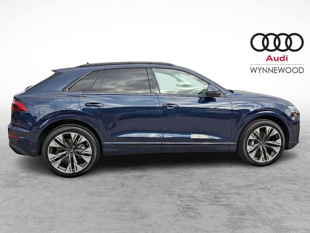 Certified 2025 Audi Q8 Premium Plus w/ Premium Plus Package AWD/4WD image 7