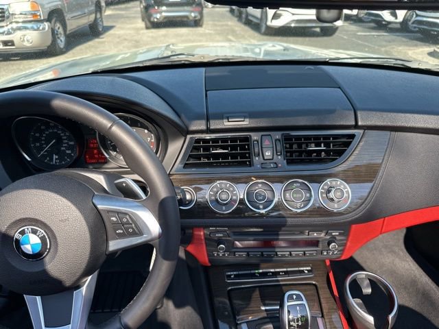 Used 2015 BMW Z4 sDrive28i image 15