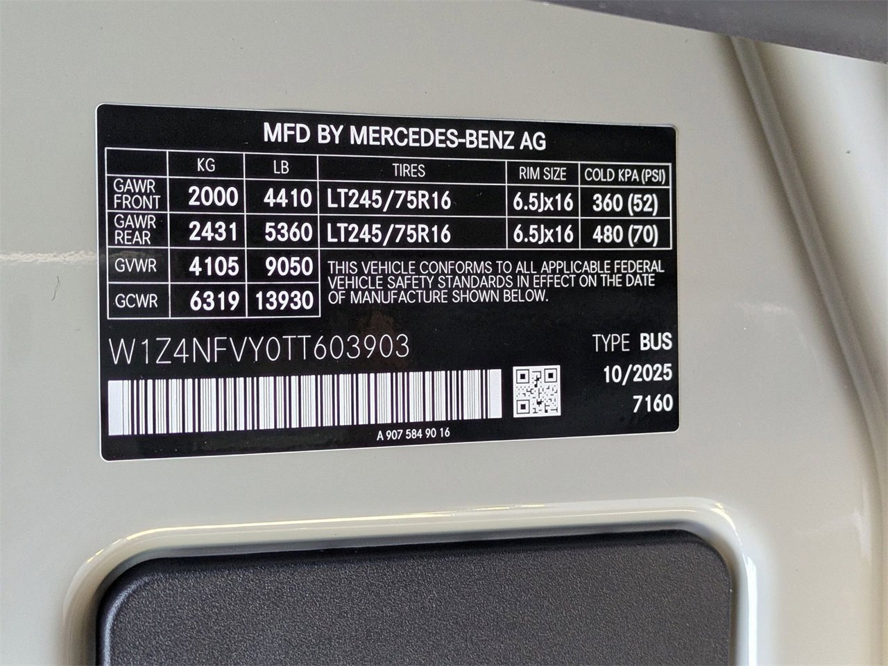 New 2026 Mercedes-Benz Sprinter 2500 image 15