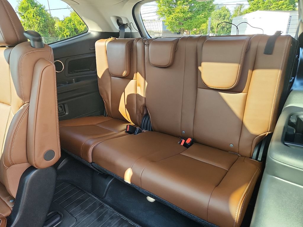 Used 2025 Subaru Ascent Touring AWD/4WD image 7