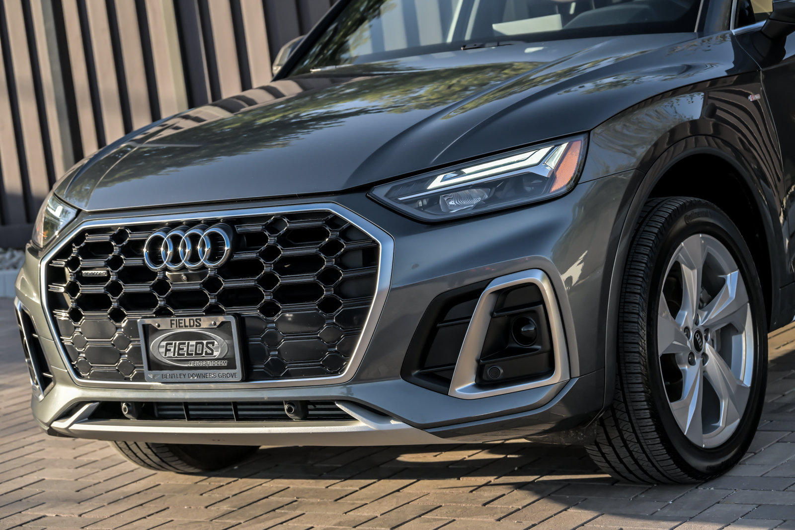 Used 2022 Audi Q5 2.0T Premium Plus w/ Premium Plus Package AWD/4WD image 6