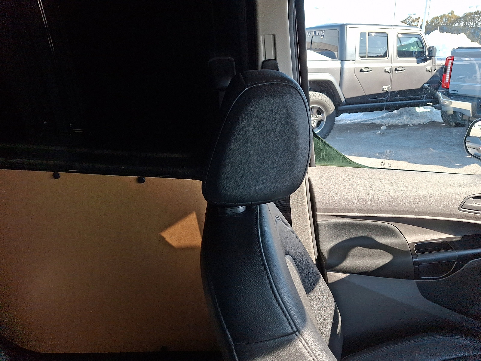 Certified 2023 Ford Transit Connect XL w/ Trailer Tow Package image 13