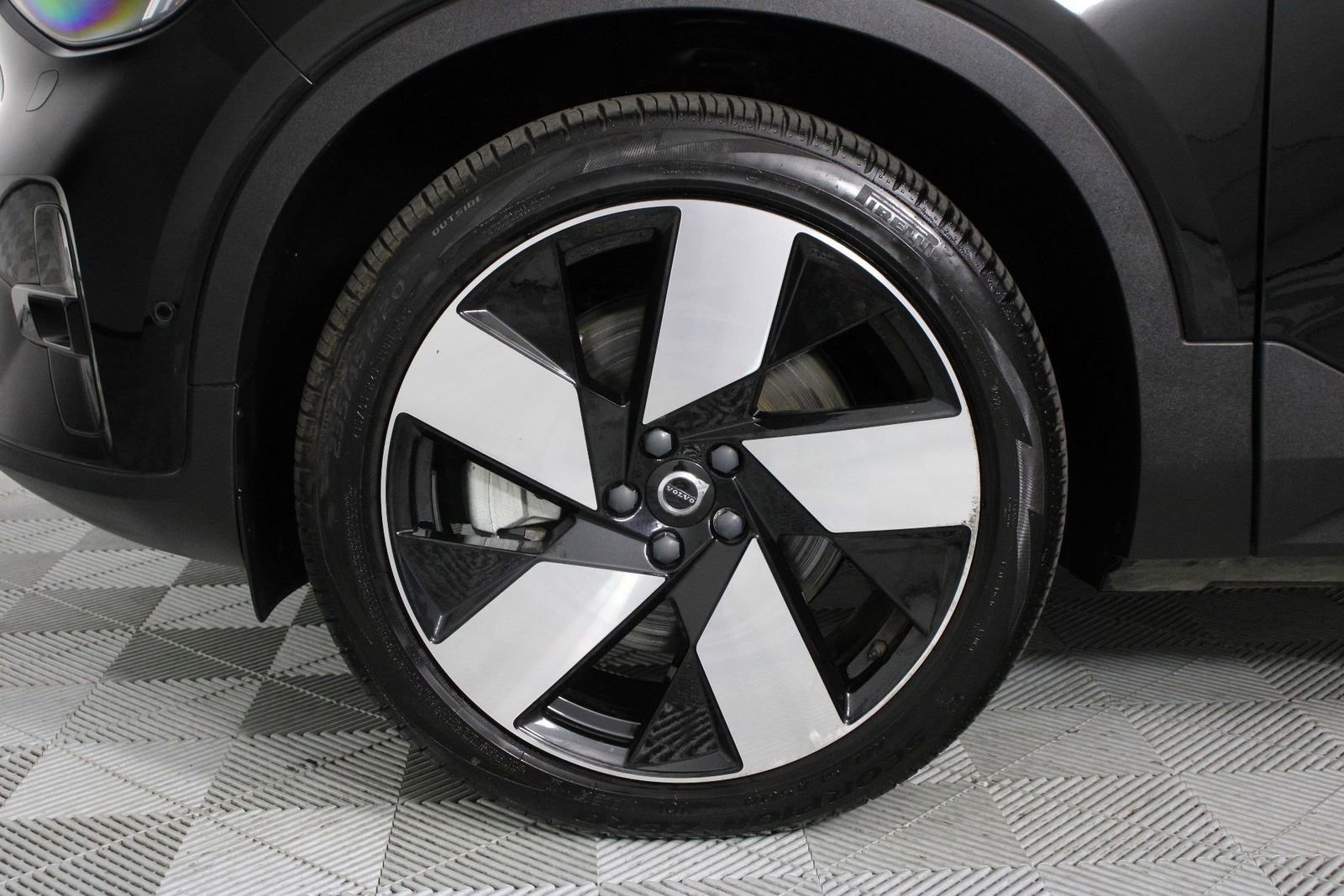 Certified 2023 Volvo XC40 Recharge Ultimate image 26