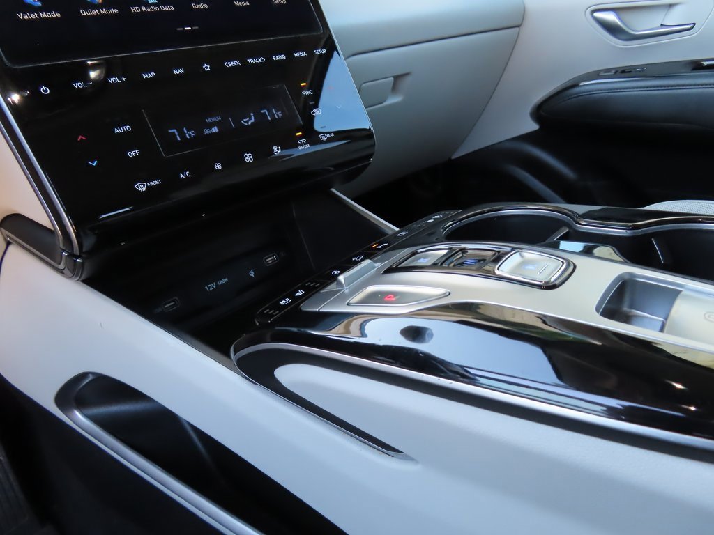 Used 2023 Hyundai Tucson Limited image 19