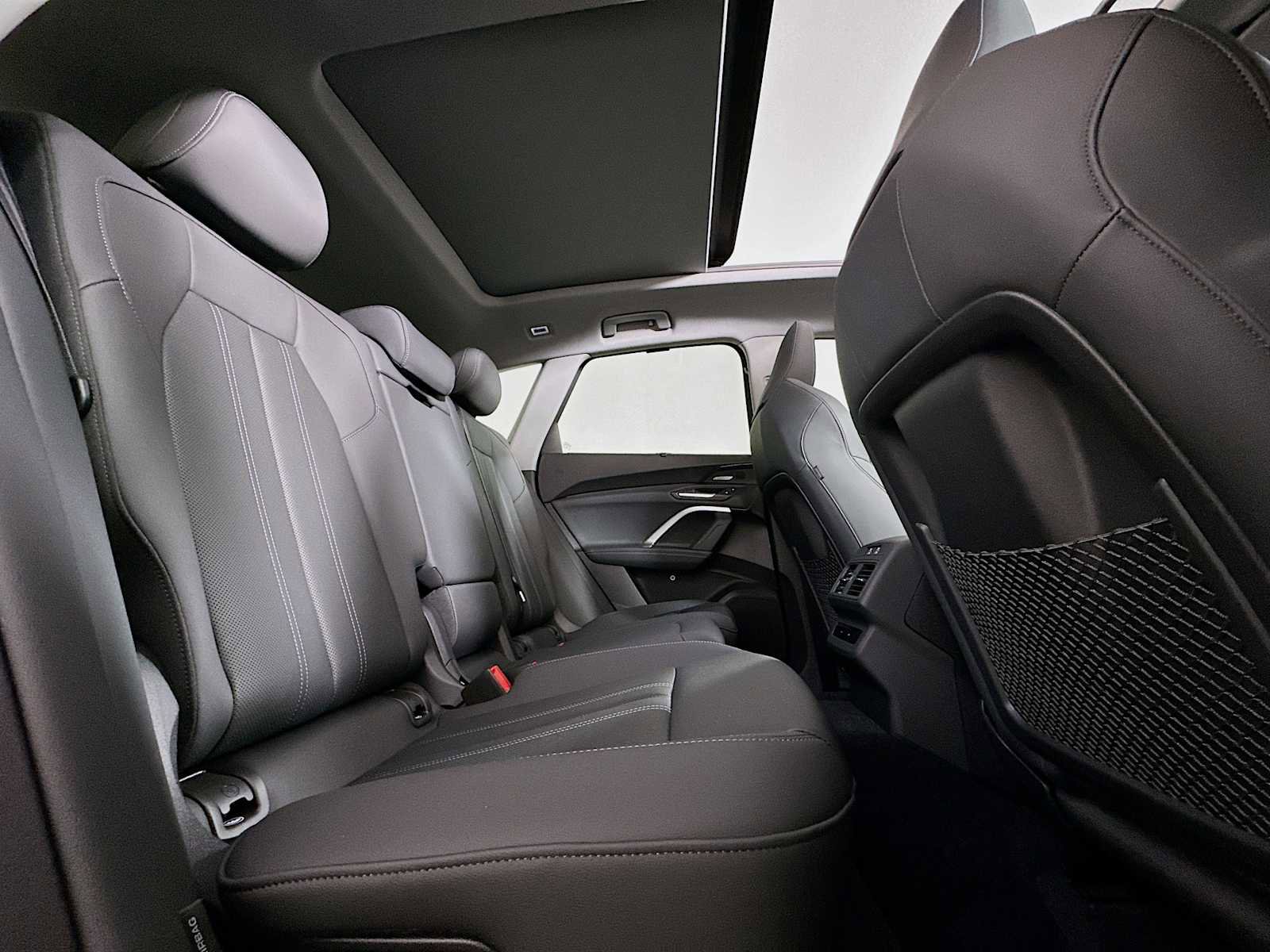 Certified 2025 Audi Q5 Premium Plus w/ Premium Plus image 25