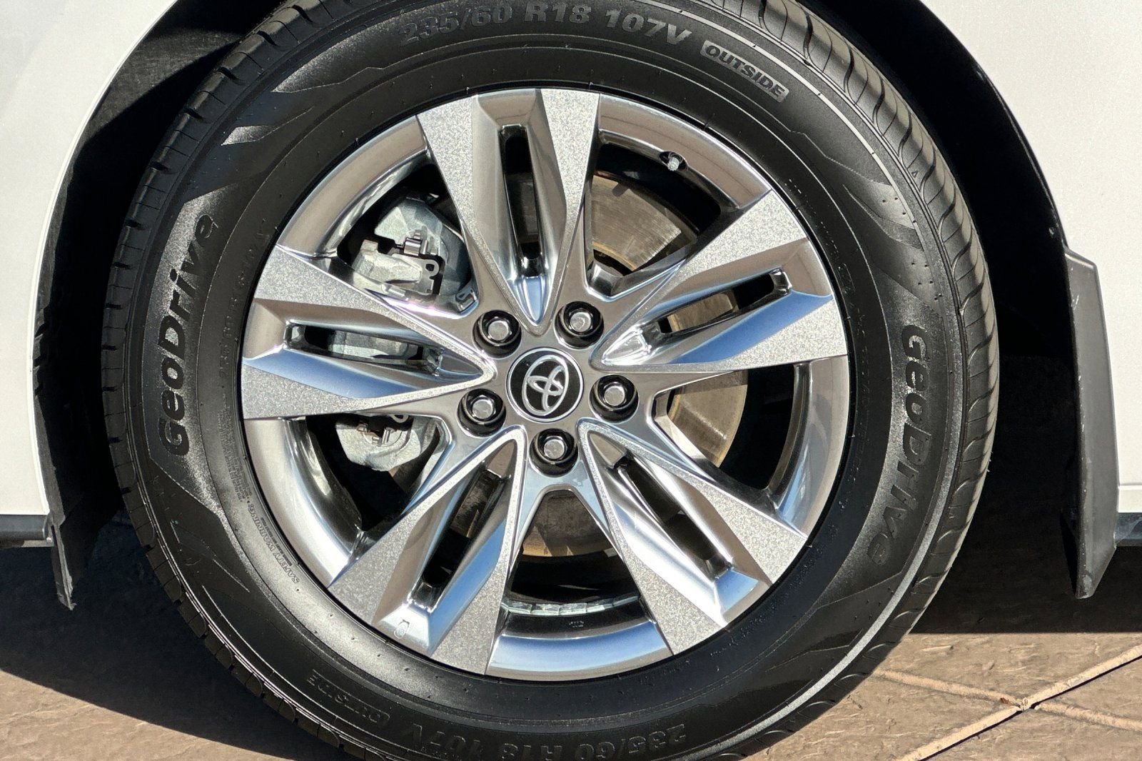 Certified 2023 Toyota Sienna Limited image 36