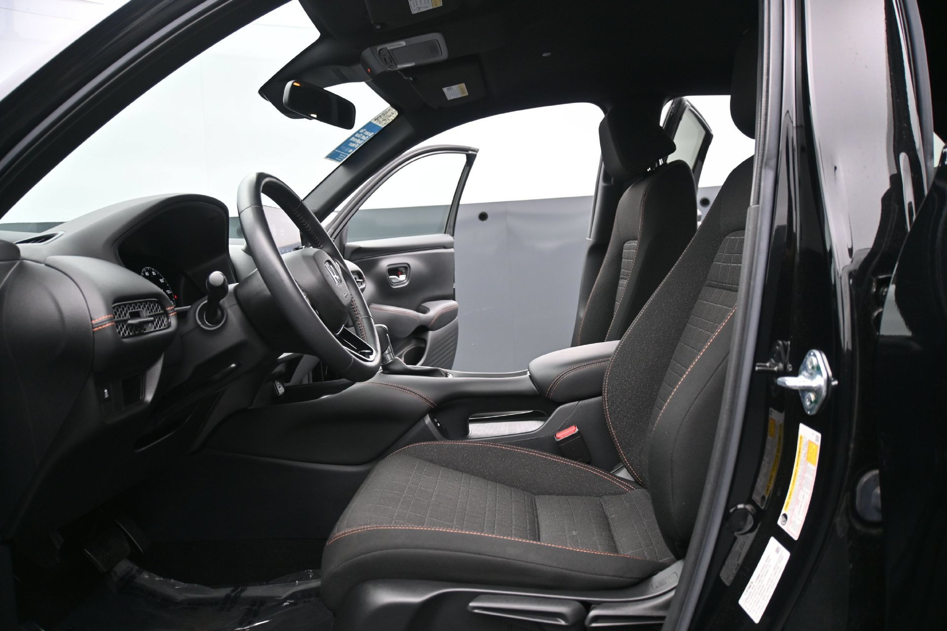 Used 2024 Honda HR-V Sport image 19
