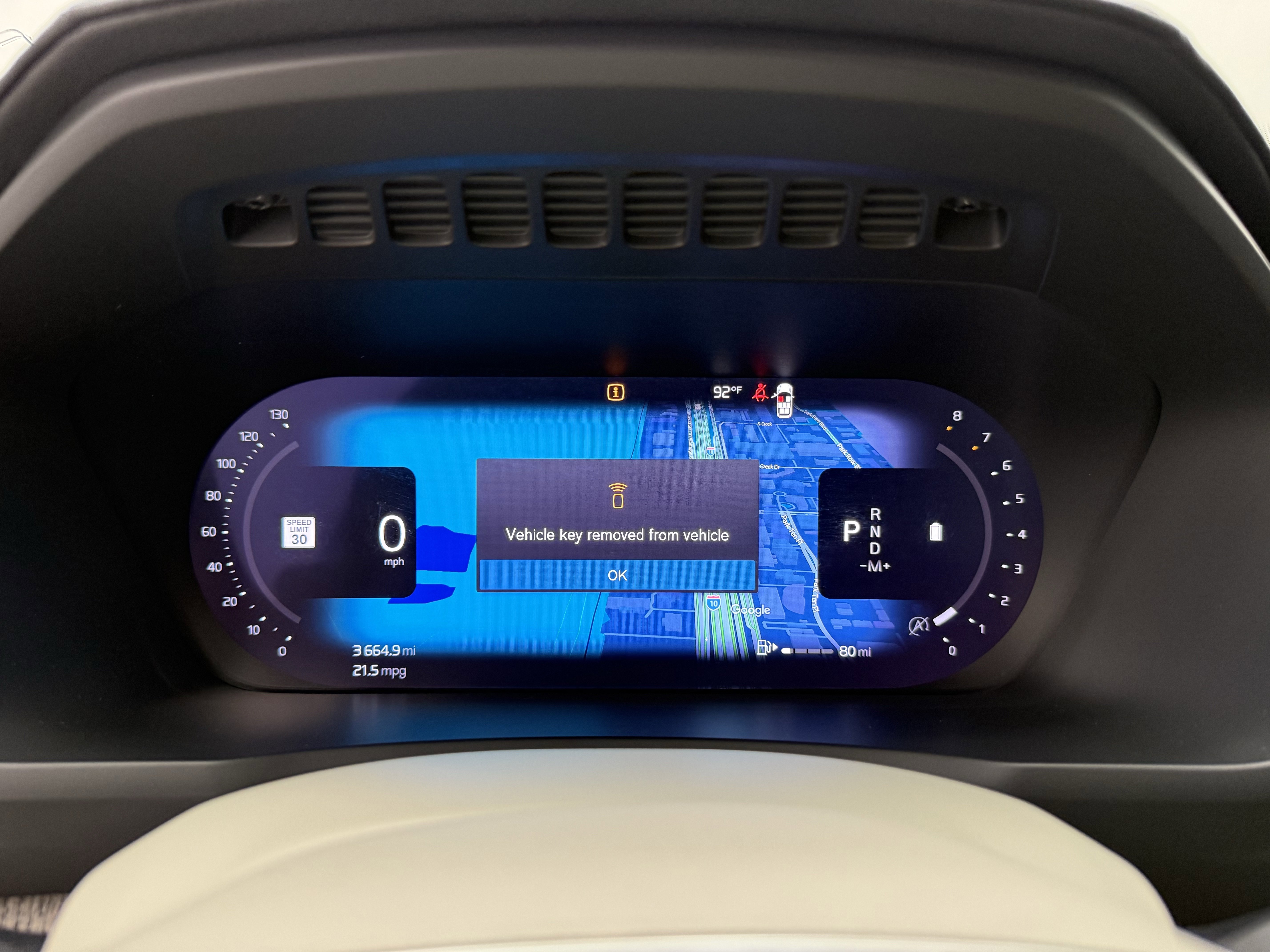 Certified 2023 Volvo XC90 B6 Ultimate w/ Protection Package Premier AWD/4WD image 18