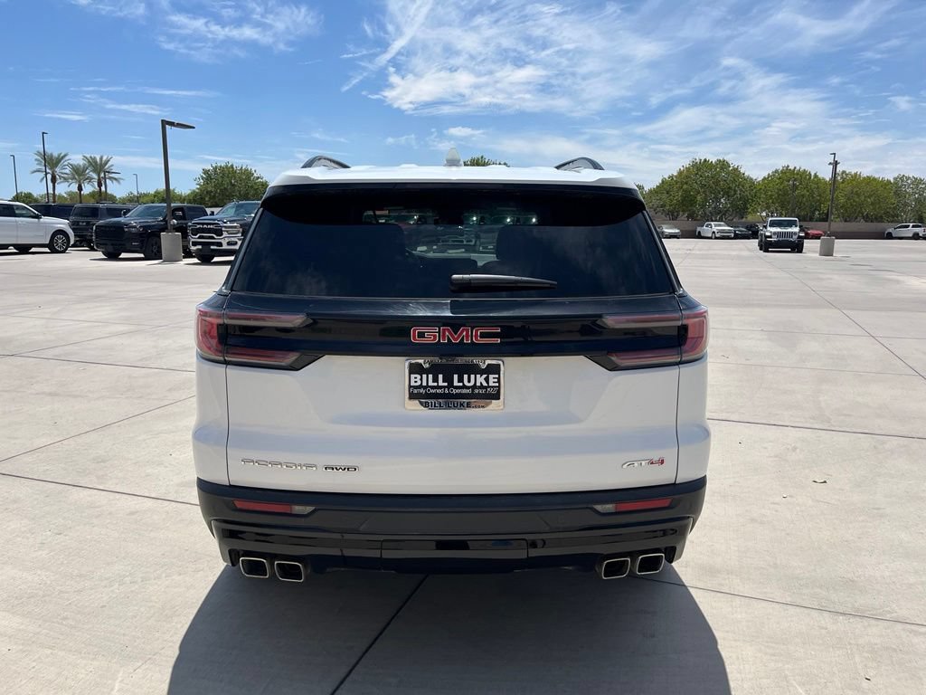 Used 2024 GMC Acadia AT4 w/ Luxury Package AWD/4WD image 8