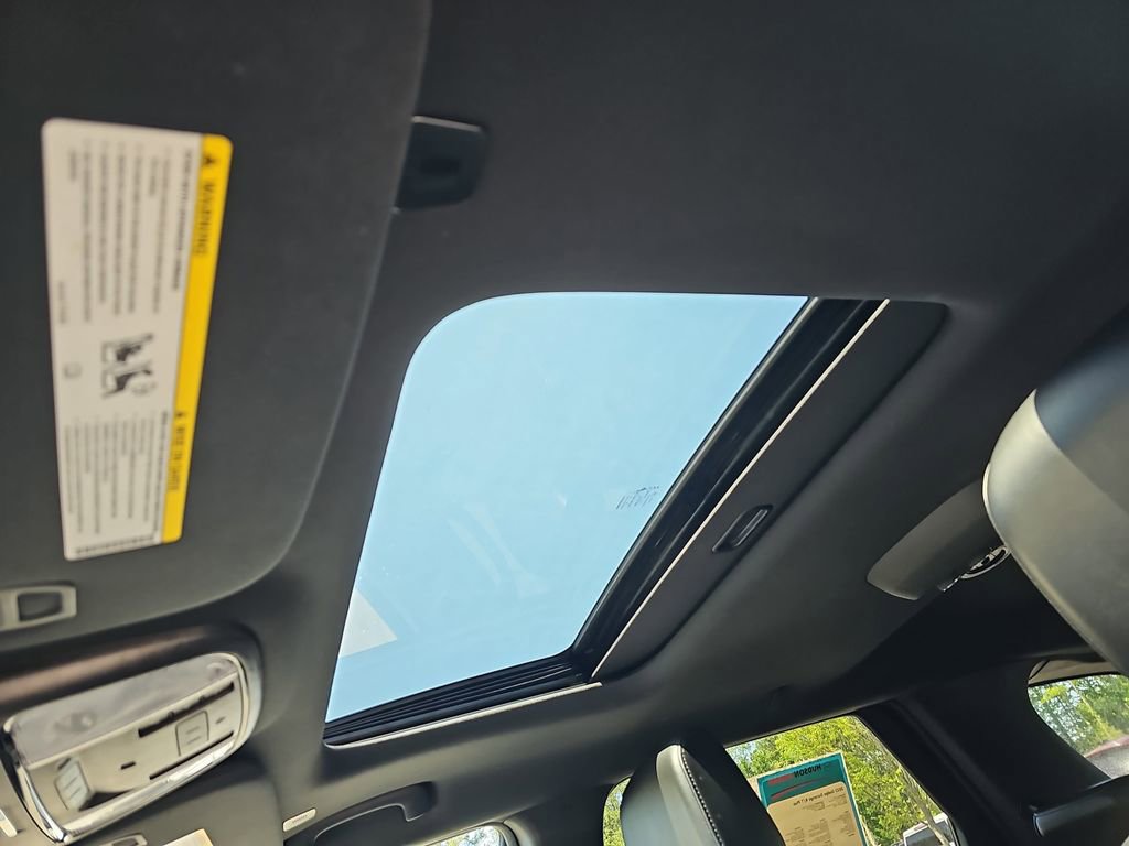 Used 2023 Dodge Durango R/T image 35