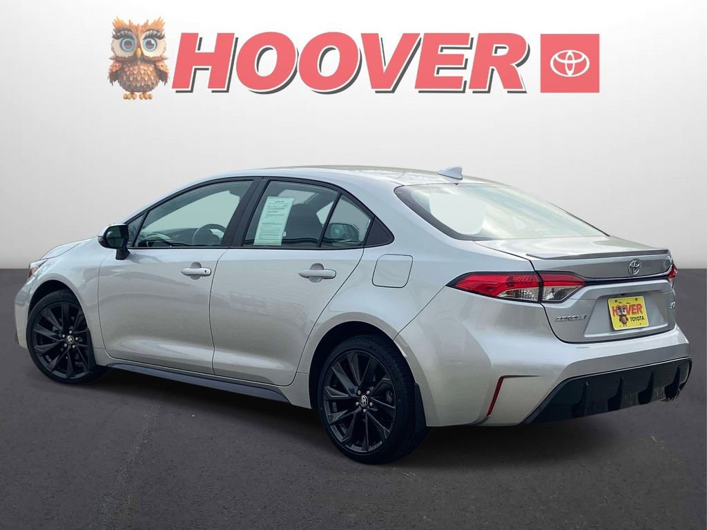 Used 2025 Toyota Corolla SE image 5