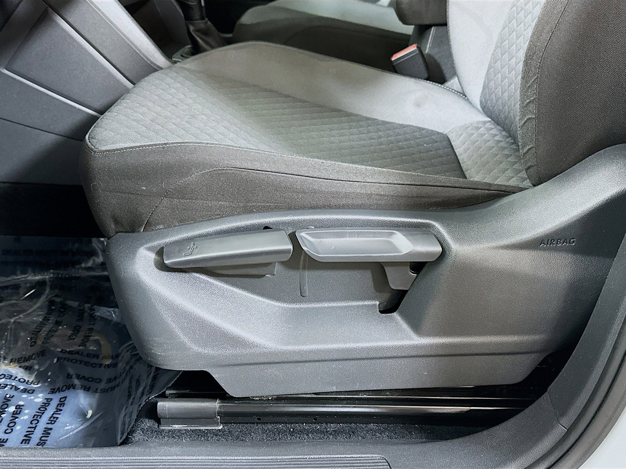 Used 2018 Volkswagen Tiguan S AWD/4WD image 18