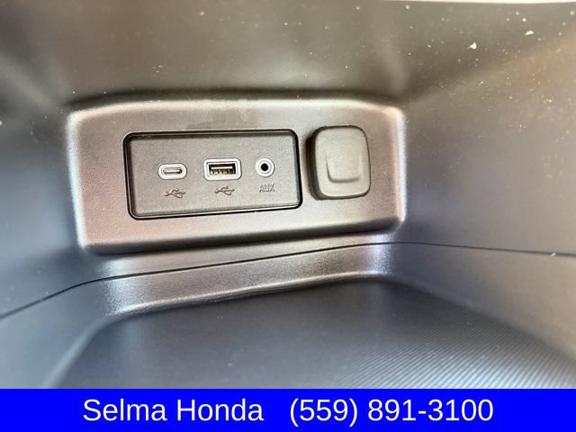 Used 2023 Chevrolet Equinox LS FWD image 19