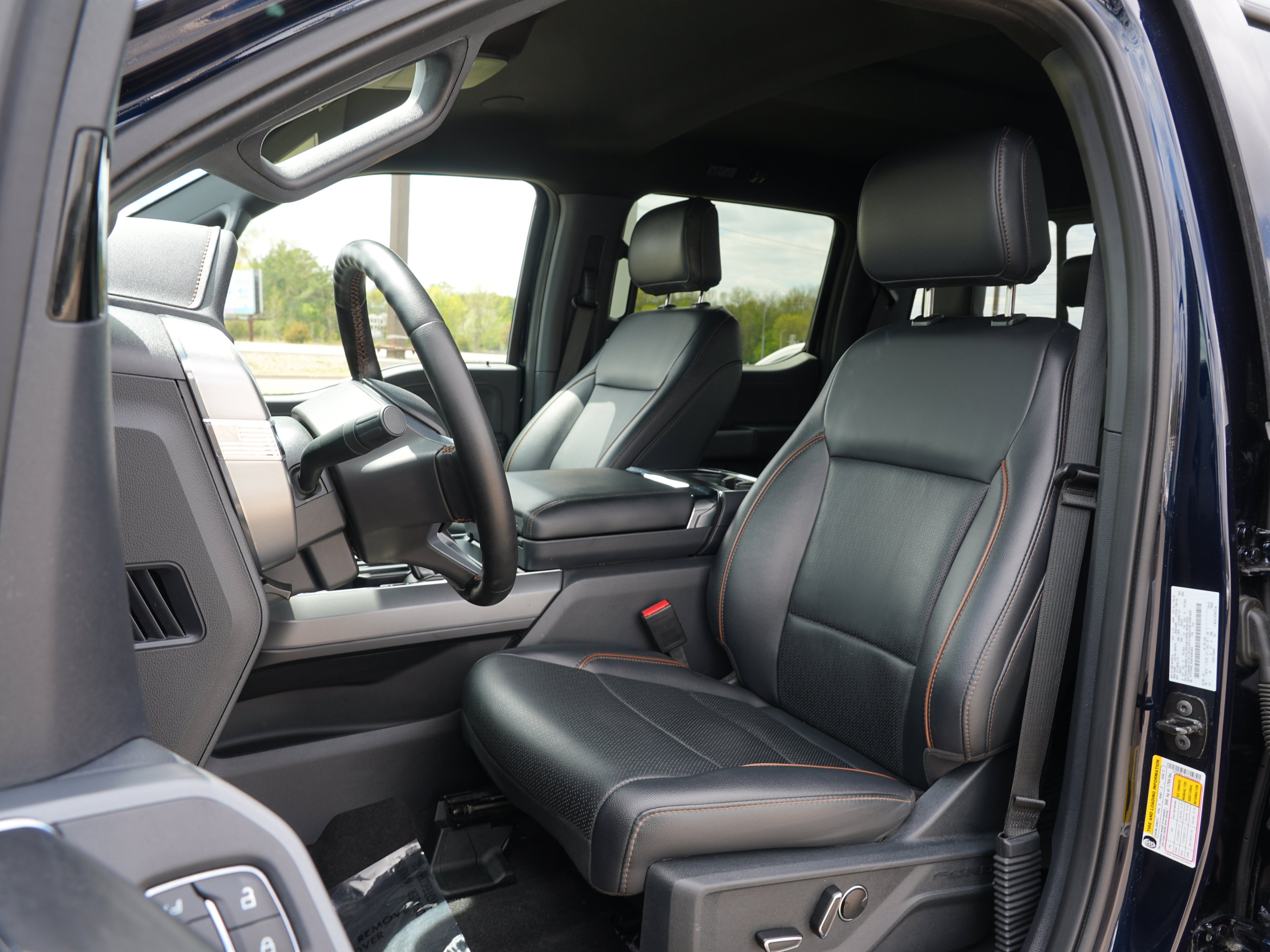 Used 2025 Ford F150 Lariat w/ Equipment Group 502A High AWD/4WD image 14