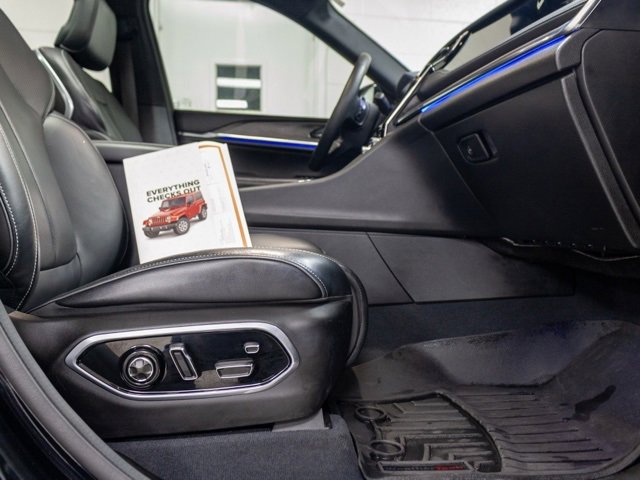 Certified 2023 Jeep Grand Cherokee Overland w/ Adv Protech Group III image 5