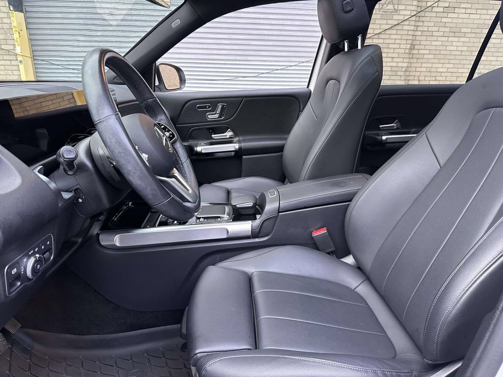 Used 2023 Mercedes-Benz GLB 250 4MATIC image 15