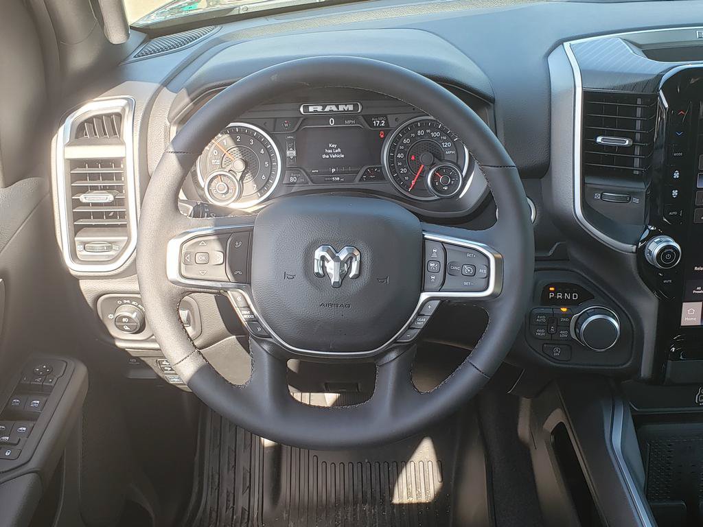 New 2026 RAM 1500 Big Horn AWD/4WD image 10