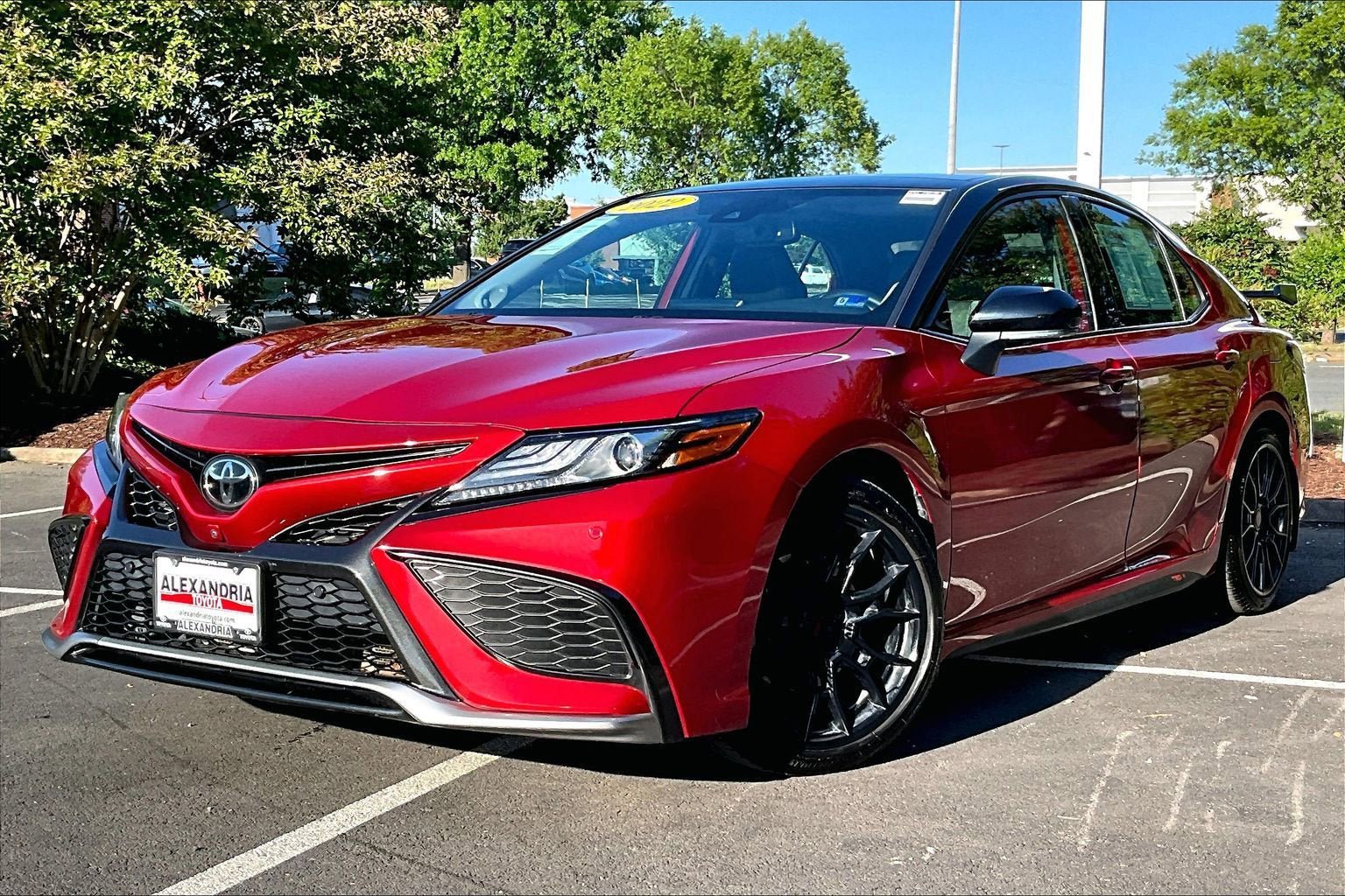 Used 2022 Toyota Camry XSE w/ Navigation Package