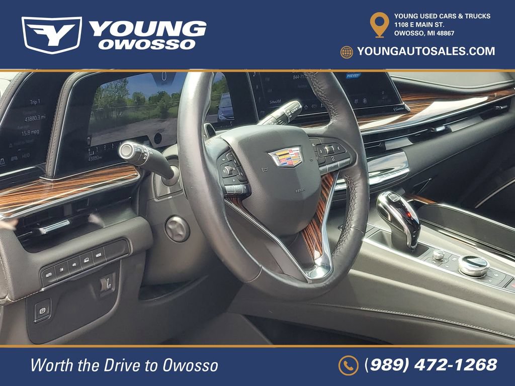 Certified 2024 Cadillac Escalade Premium Luxury w/ LPO, Floor Liner Package AWD/4WD image 11