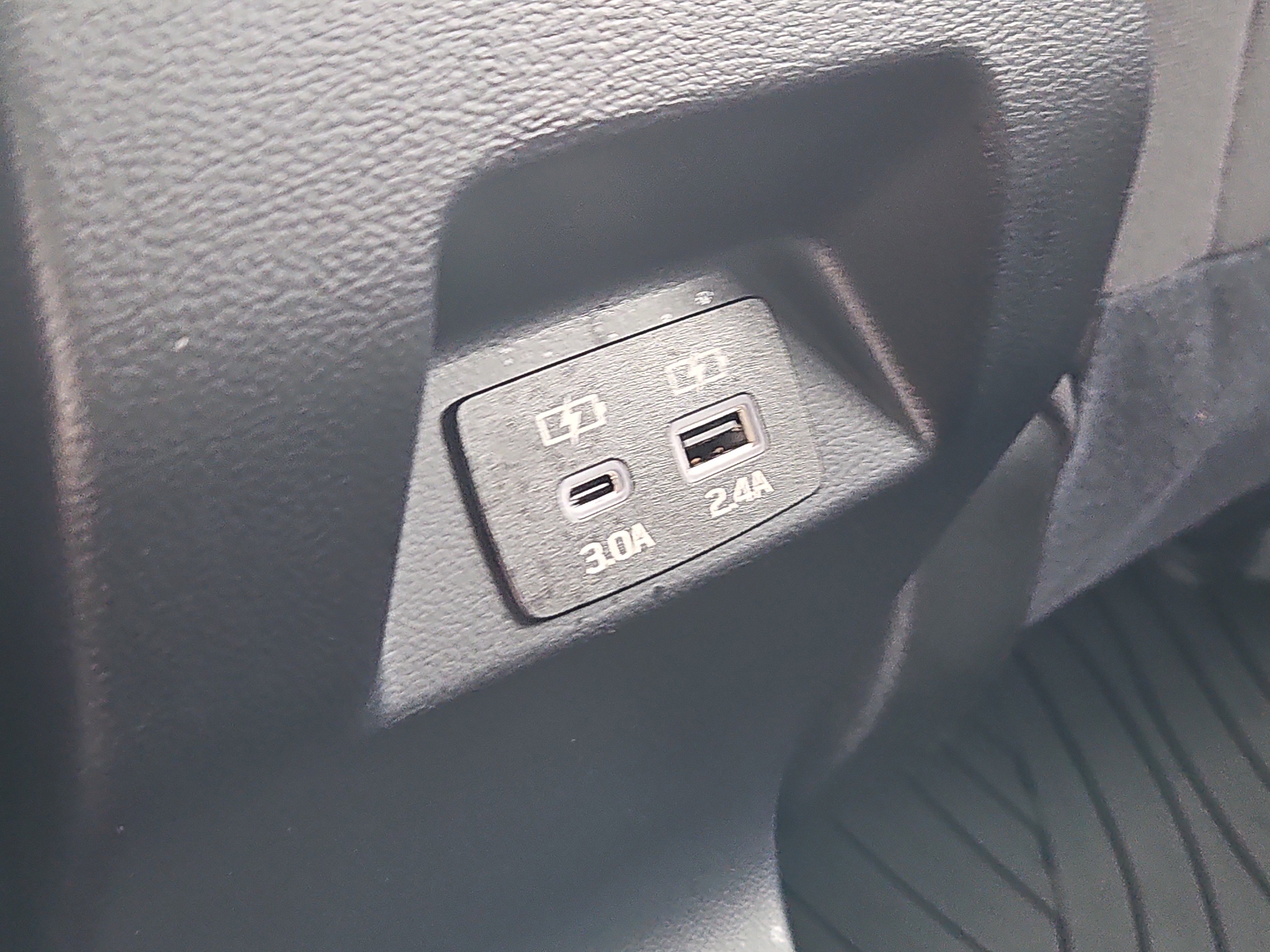 Certified 2025 Subaru Crosstrek 2.0i Premium image 12