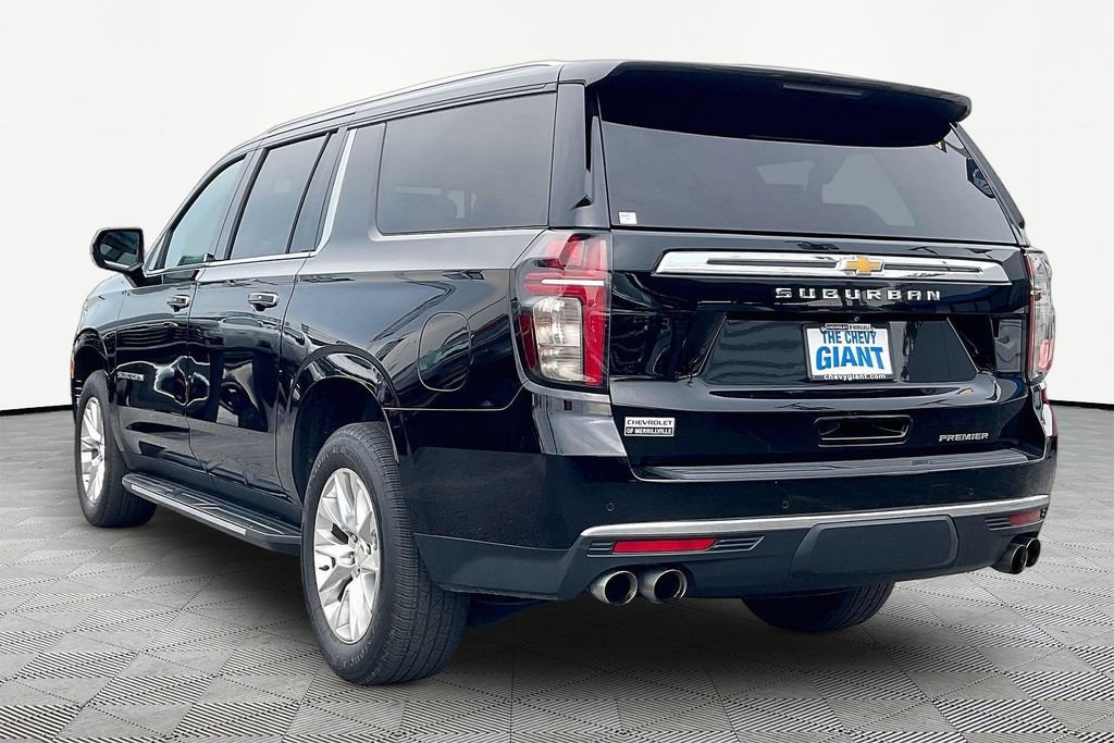 Used 2022 Chevrolet Suburban Premier AWD/4WD image 4