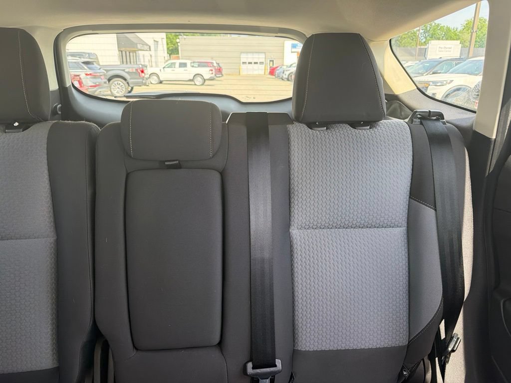 Used 2017 Ford Escape SE FWD image 14
