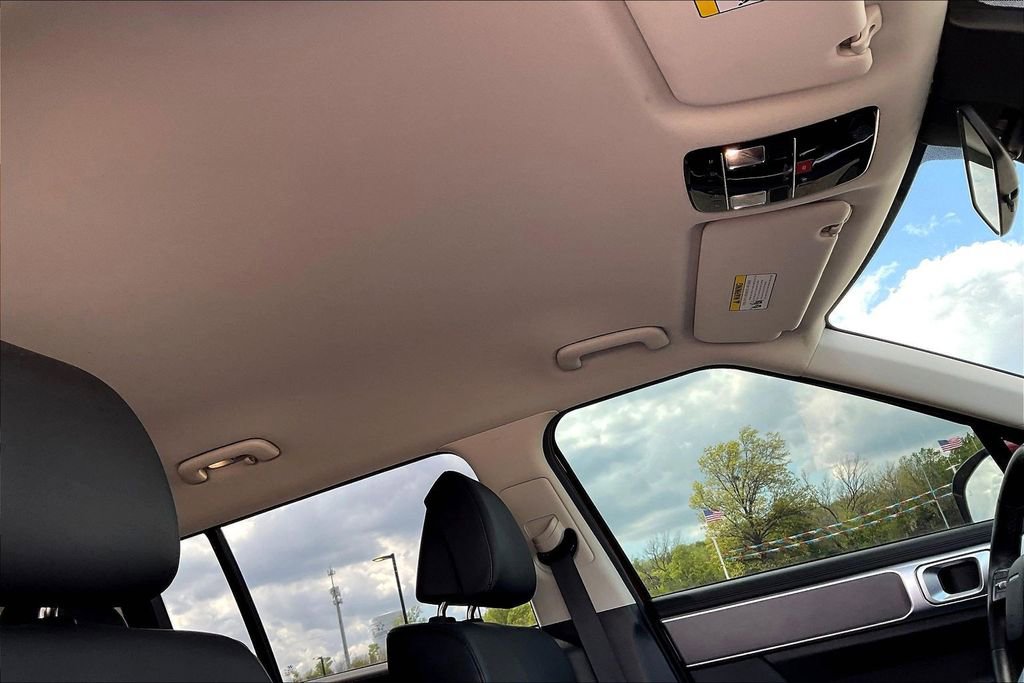 Used 2024 Hyundai Santa Fe SEL image 16