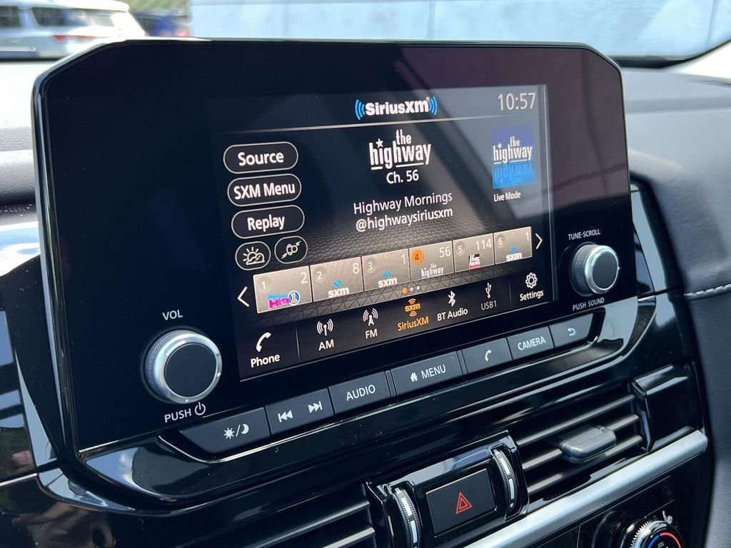 New 2025 Nissan Pathfinder SV w/ SV Premium Package image 14