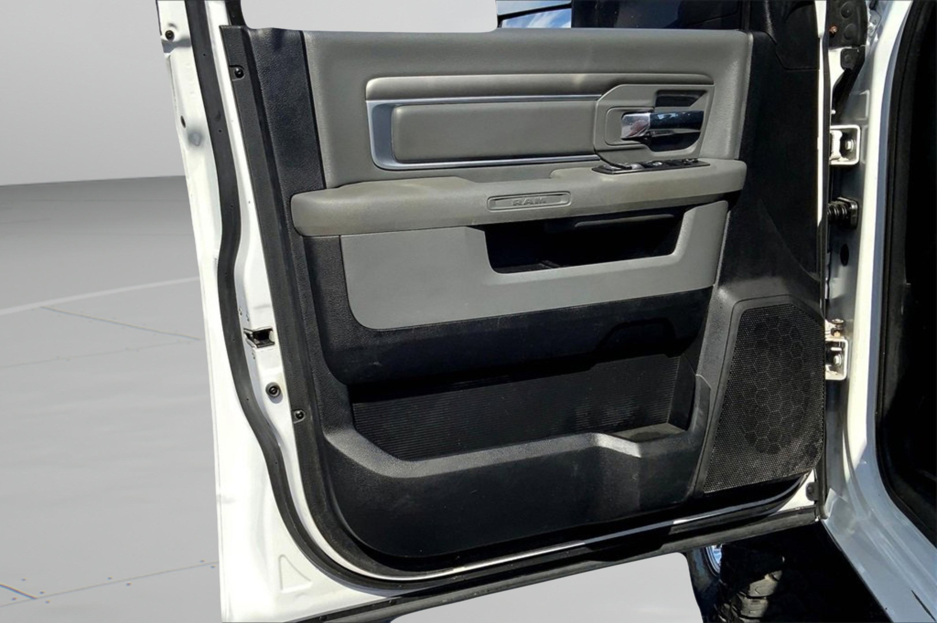 Used 2014 RAM 2500 SLT w/ Protection Group AWD/4WD image 21