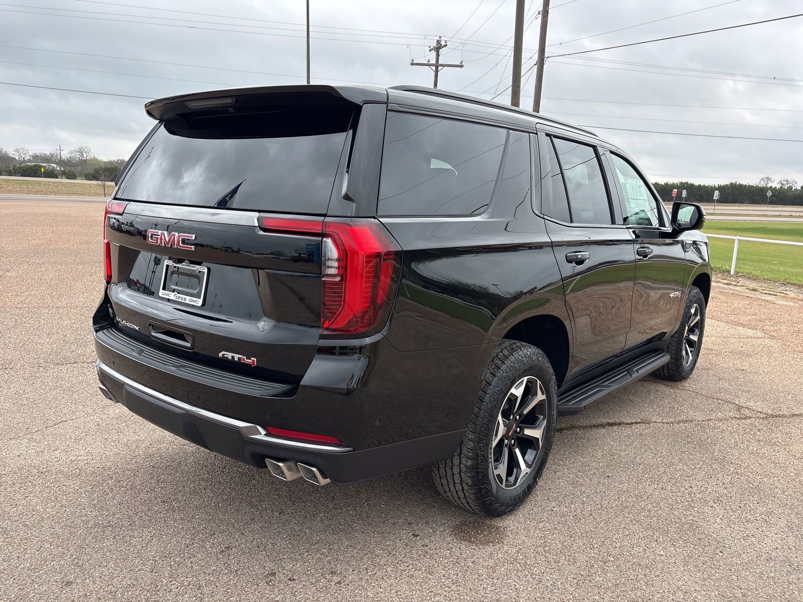 New 2026 GMC Yukon AT4 w/ LPO, Floor Liner Package image 6