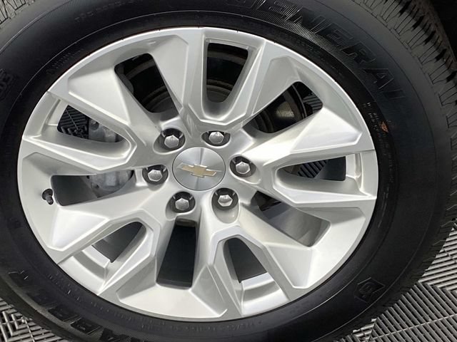 Used 2024 Chevrolet Silverado 1500 Custom AWD/4WD image 30