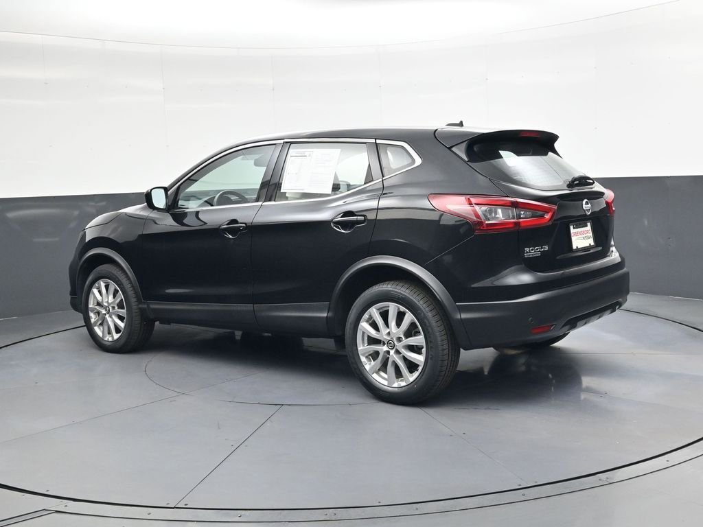 Used 2021 Nissan Rogue Sport S image 6