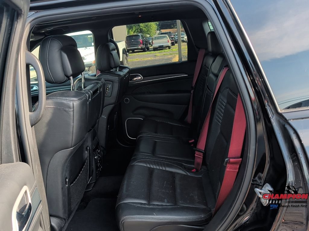 Used 2018 Jeep Grand Cherokee SRT AWD/4WD image 18