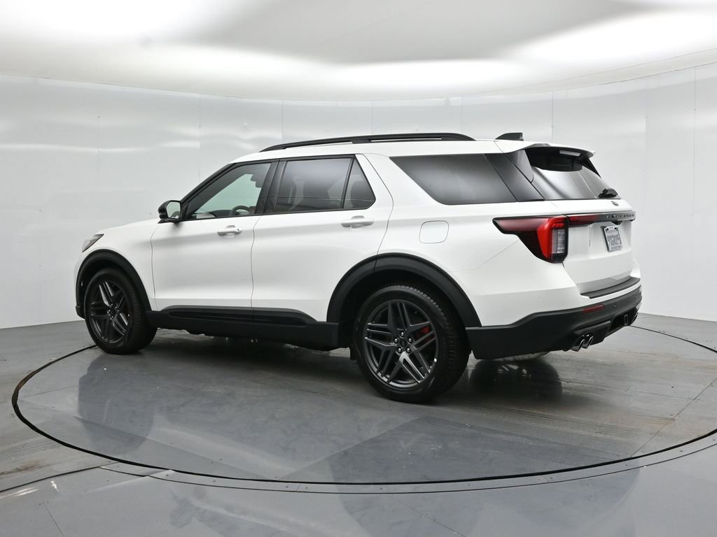 New 2026 Ford Explorer ST w/ Sun And Sound Package AWD/4WD image 6