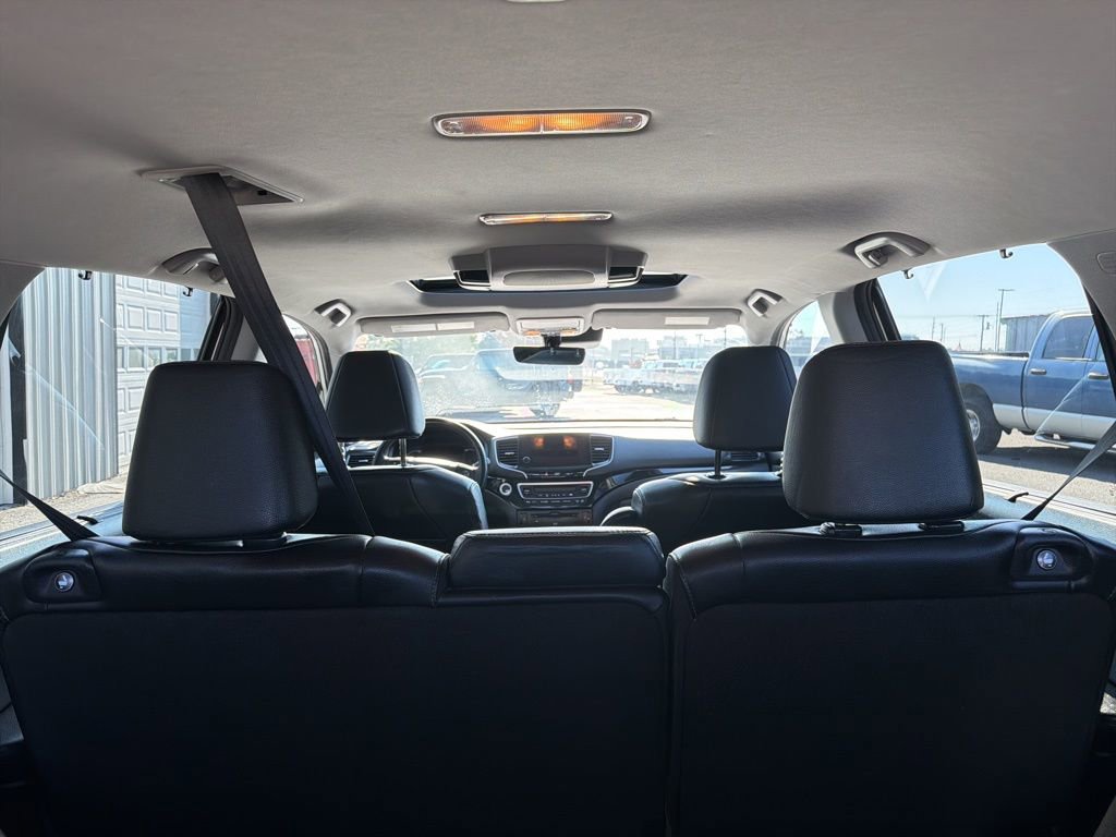 Used 2019 Honda Pilot Touring image 10